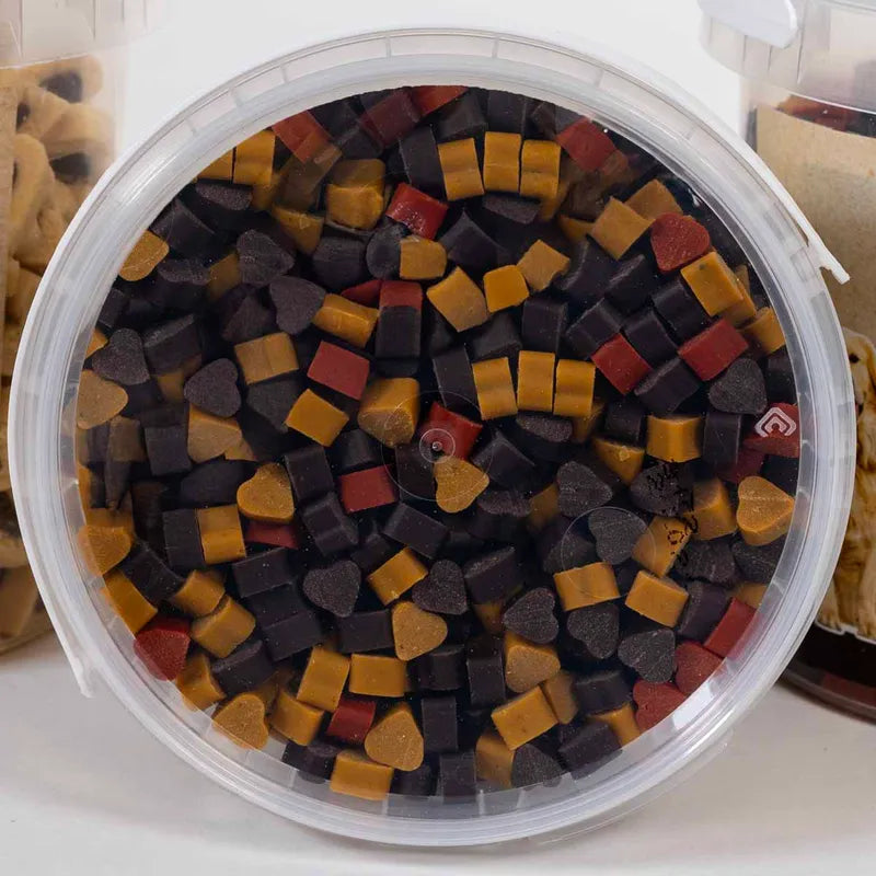 Ozami Dog Snack Mini Hearts Mix Bucket 500 g