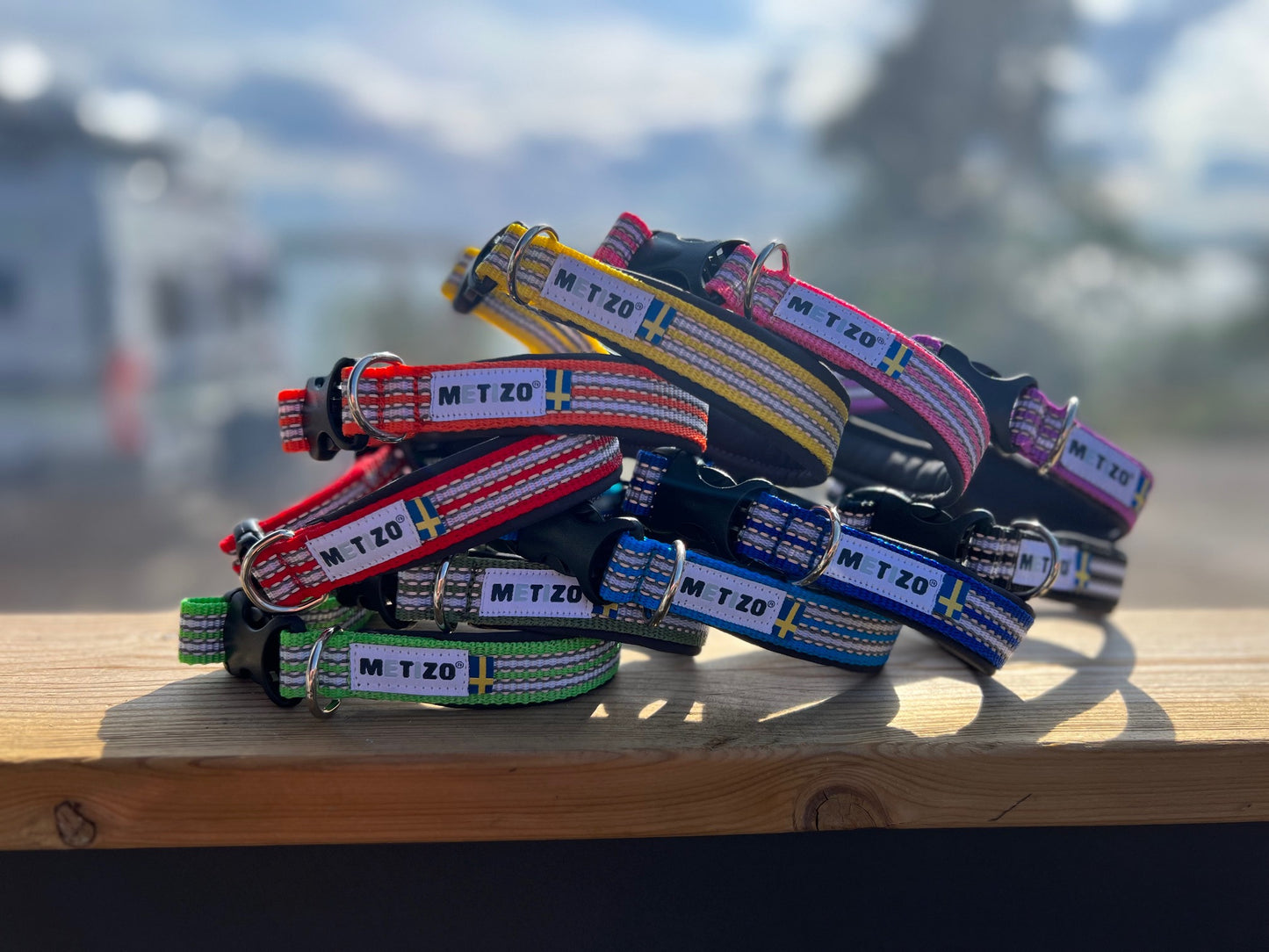 Metizo - Halsband - Fast med foder av grå fårskinnsimitation 45 cm (30 mm bred), Olivgrön